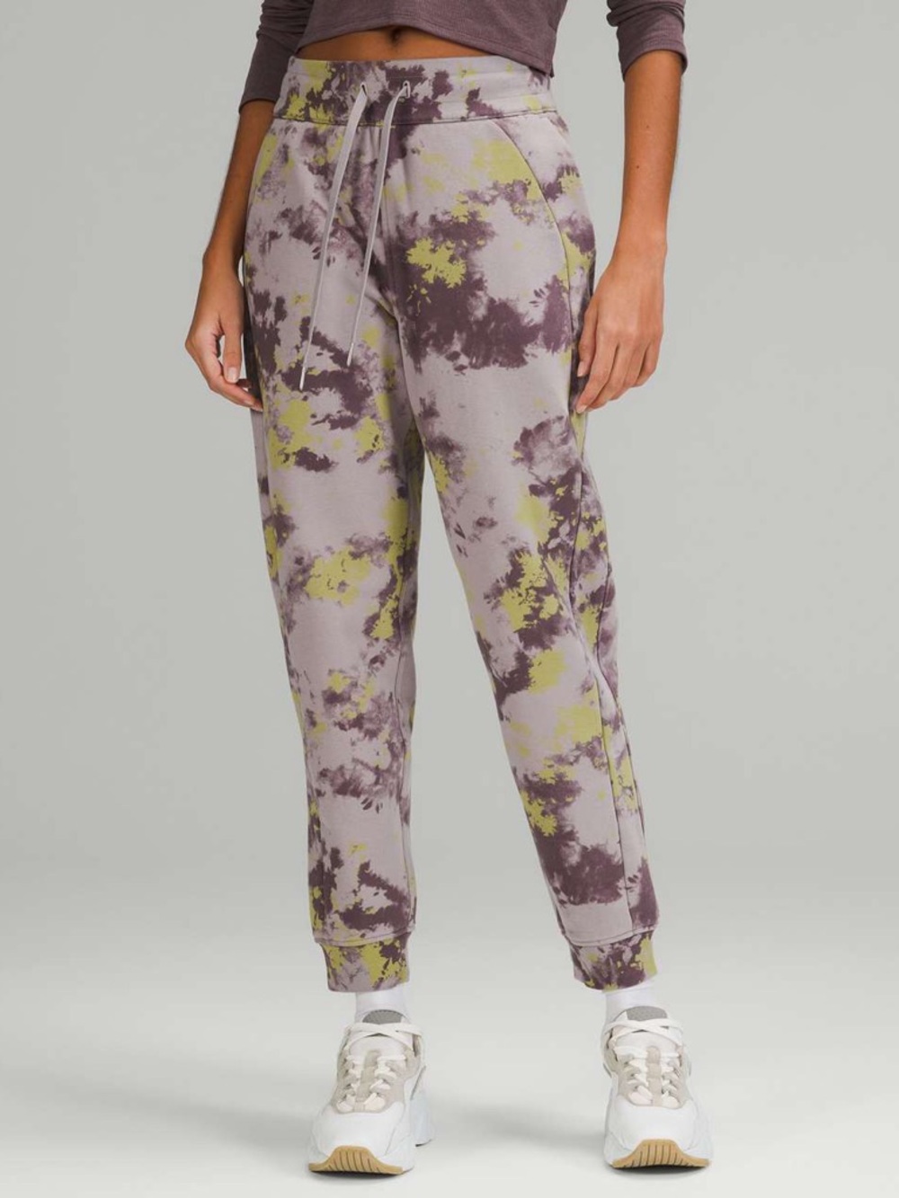 New lululemon high rise scuba joggers pants in orbital tie dye size 8